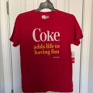 Brixton Red Coke Having Fun Short Sleeve Tee with Yellow Slogan Sz Small